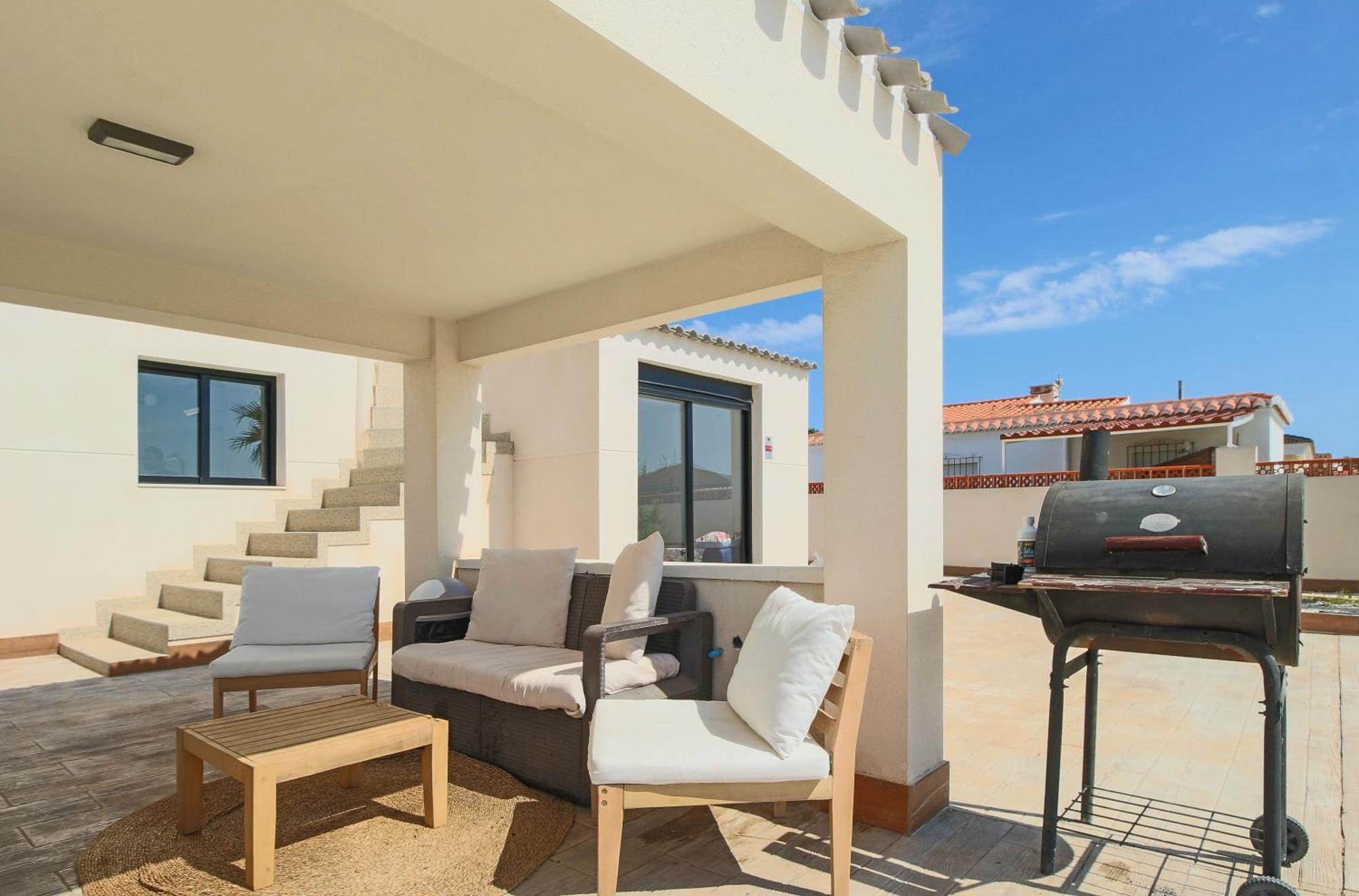Pink Lagoon Villa Torrevieja Exterior photo